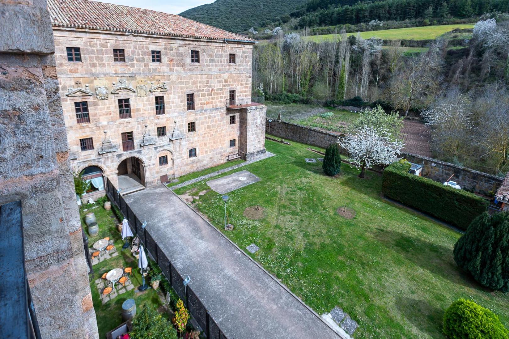 Hosteria Del Monasterio De San Millan Сан-Мільян-де-ла-Коґолья Екстер'єр фото